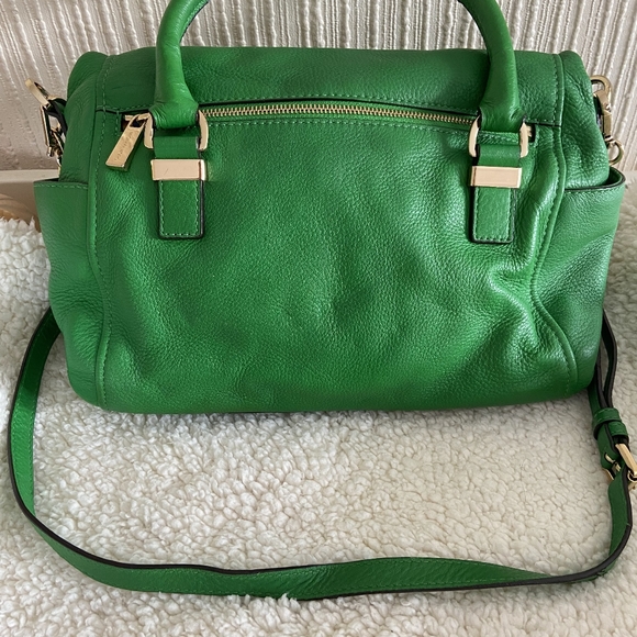 Michael Kors green real leather medium cross body bag - Picture 6 of 9